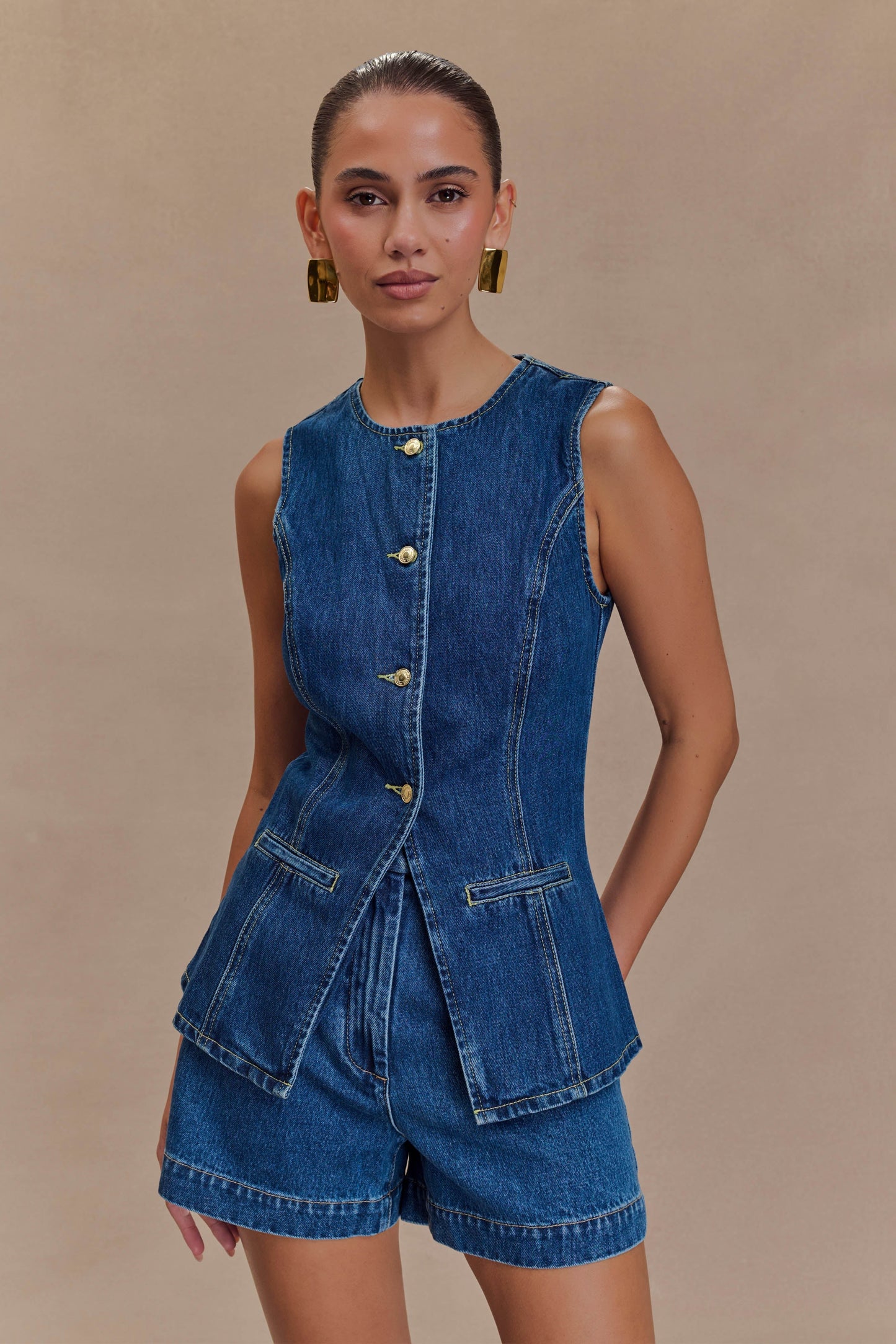Evie Lane Buttoned Denim Set – Sleeveless Top & Summer Shorts