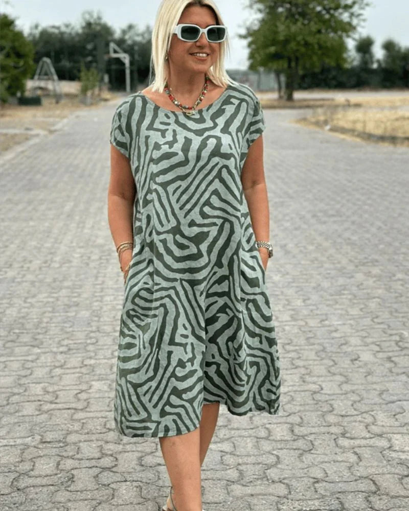 Olivia Vintage Dress With Perfect Fit And Beautiful Print