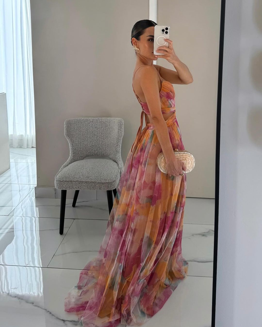 Isla Fleur Flowy Maxi Dress