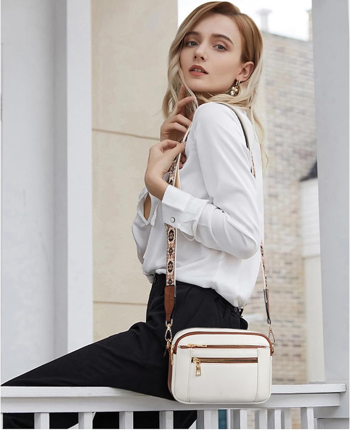 Olivia Luxe Leather Shoulder Bag