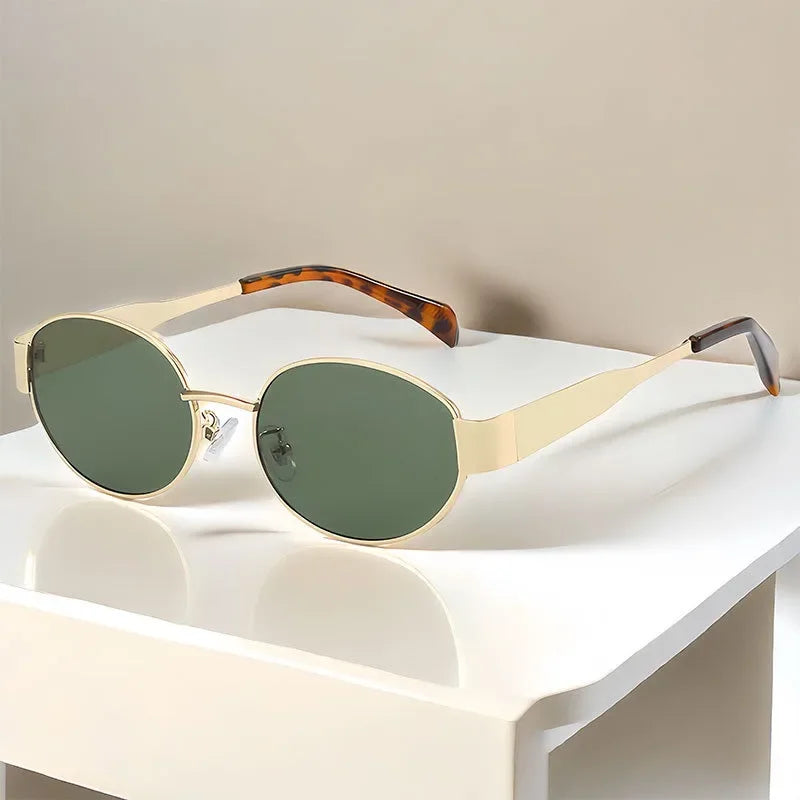 Samantha Vintage Luxe Oval Sunnies