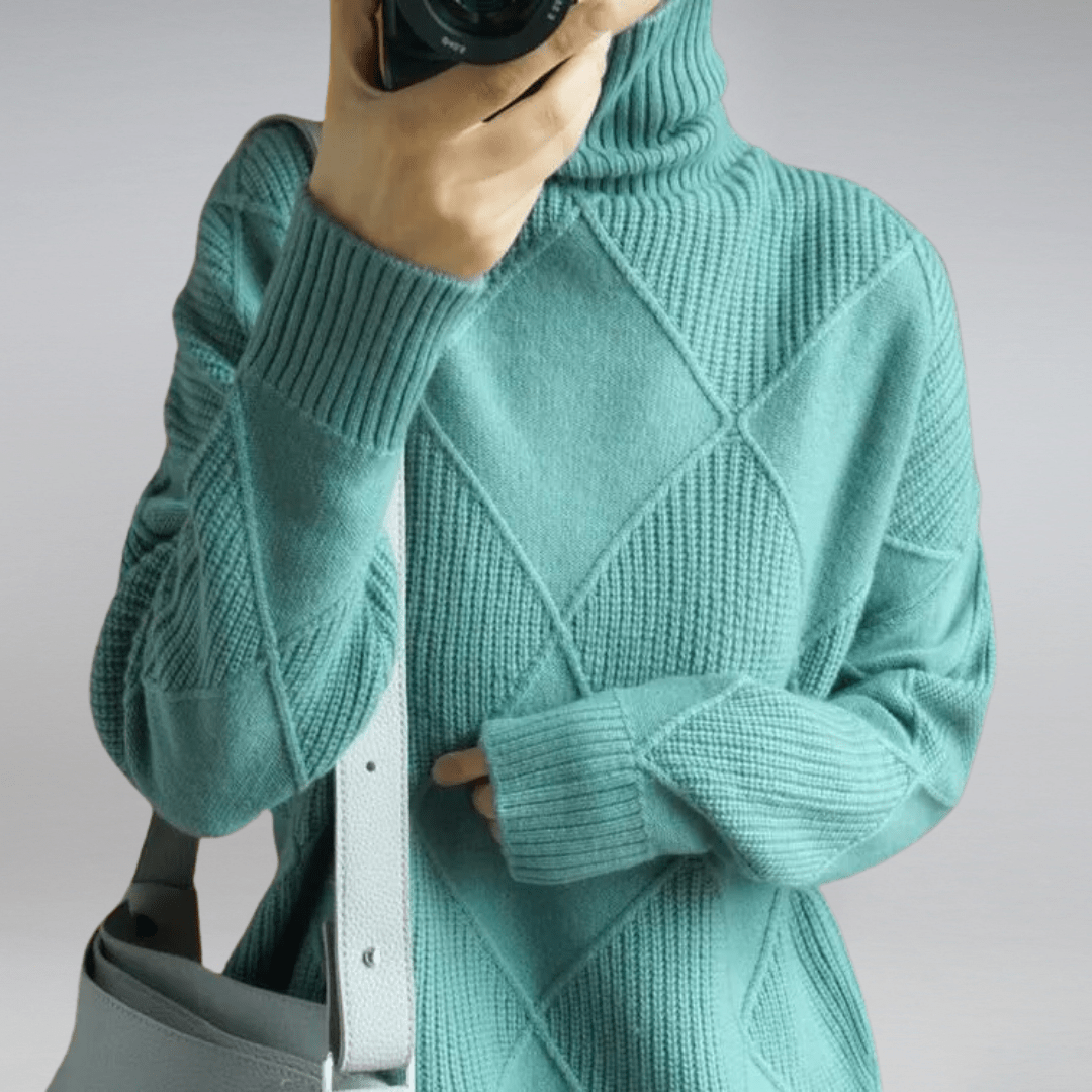 Clara Luxe Soft Turtleneck