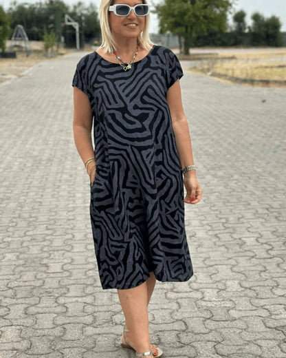 Olivia Vintage Dress With Perfect Fit And Beautiful Print